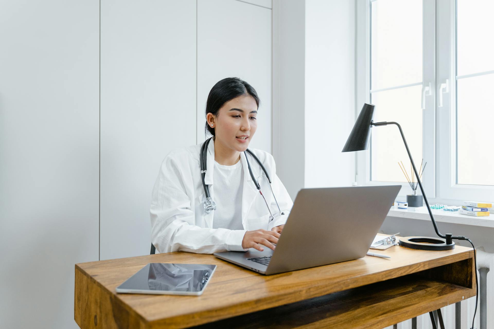Contenidos que Convierten: Qué Publicar en tu Web Médica para Atraer Más Pacientes